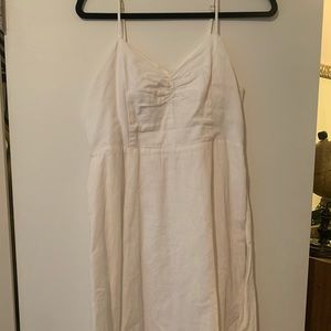 A white flowy summer Gap dress.